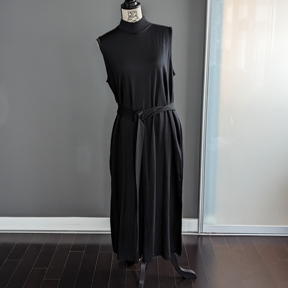 Mock Turtleneck Midi Dress - Picture 2 of 8